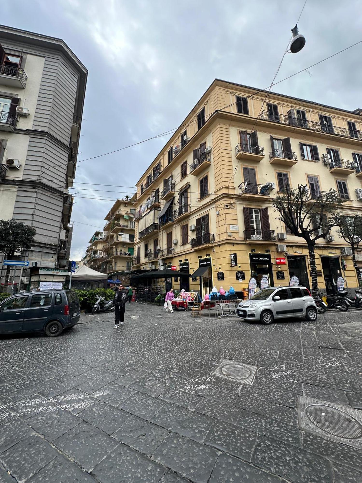Hotiday Room Collection - Napoli Botanique ภายนอก รูปภาพ