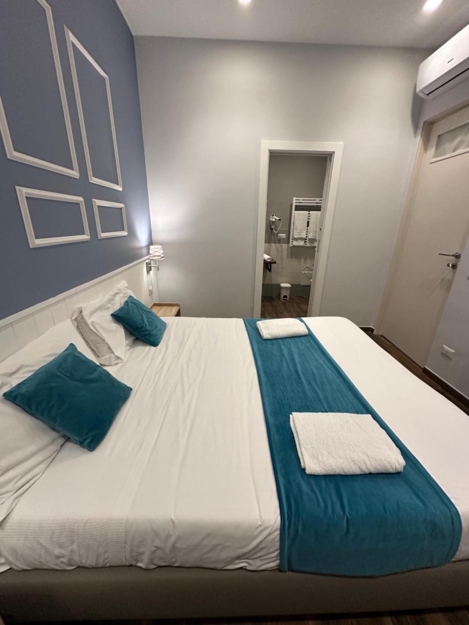 Hotiday Room Collection - Napoli Botanique ภายนอก รูปภาพ